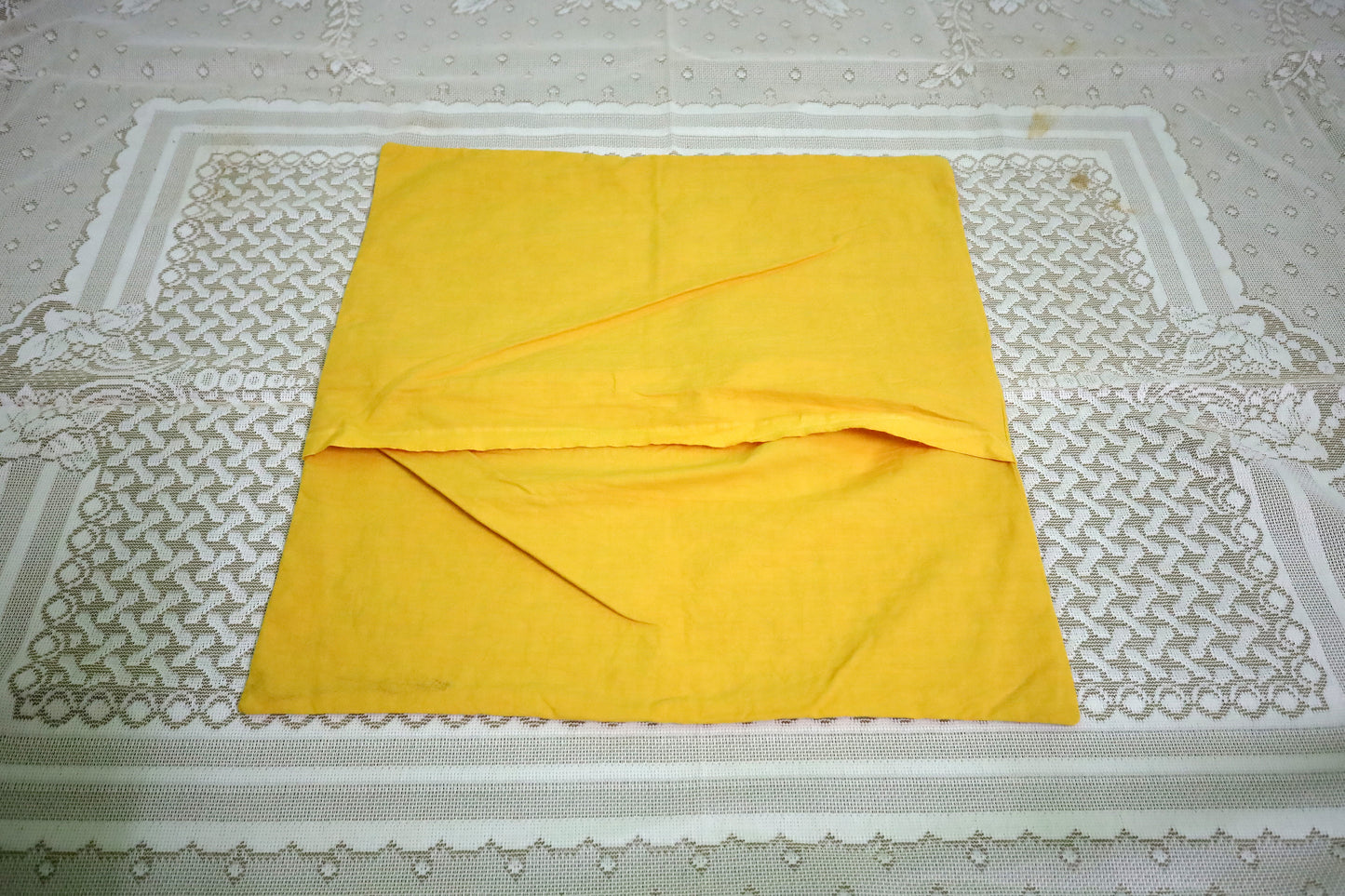 Applique Cutwork Cotton-Organdy Cushion Covers 16x16